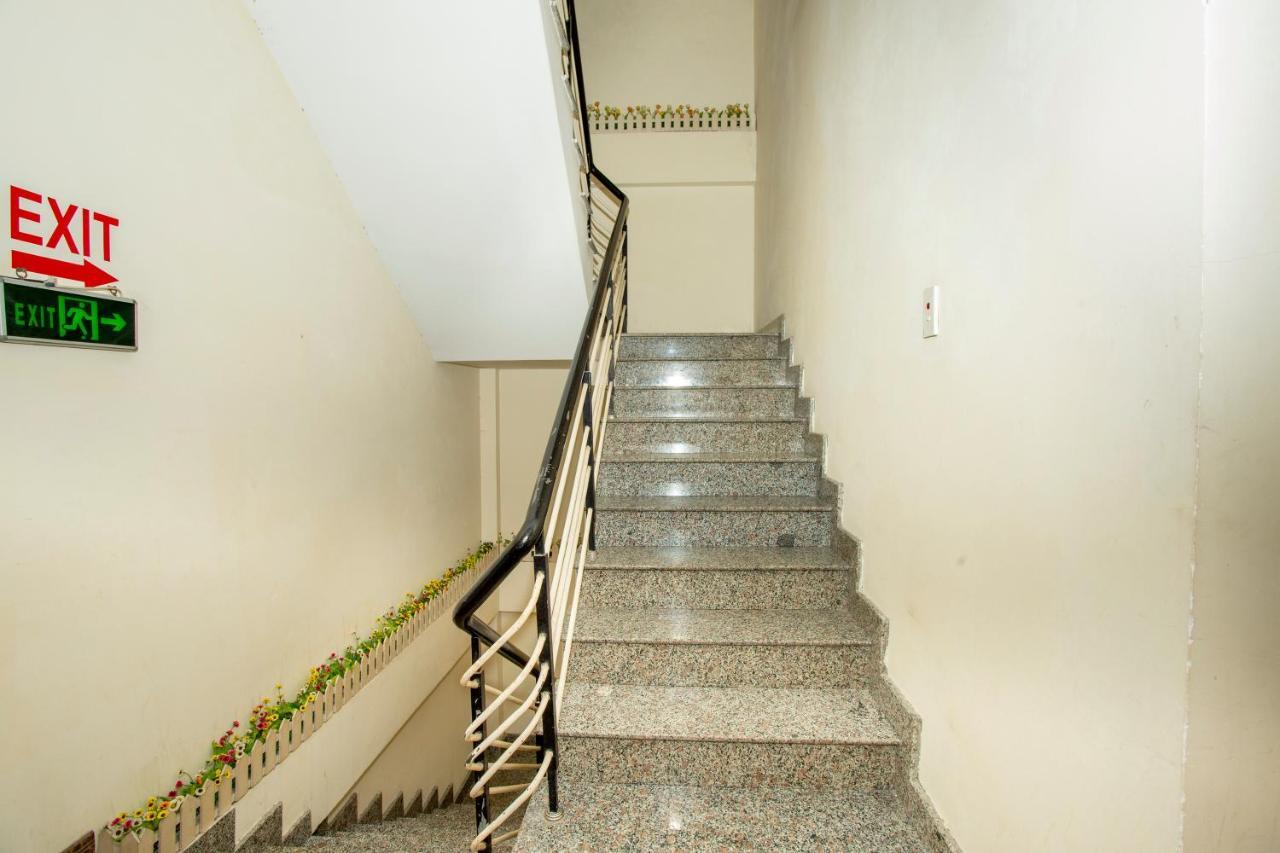 Motel Oyo 970 Nhu Y